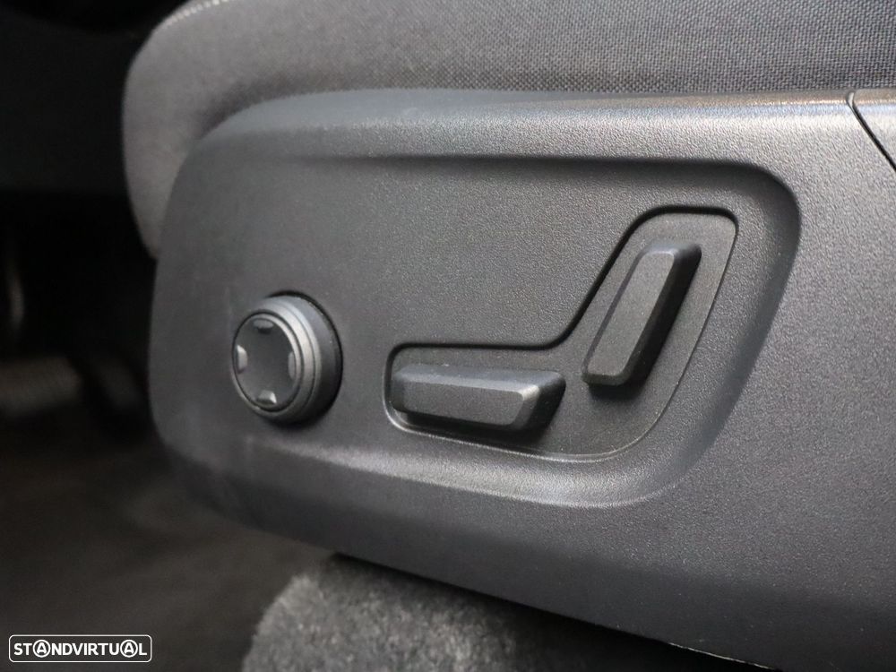 Volvo XC 40 1.5 T5 PHEV Plus Bright - 11