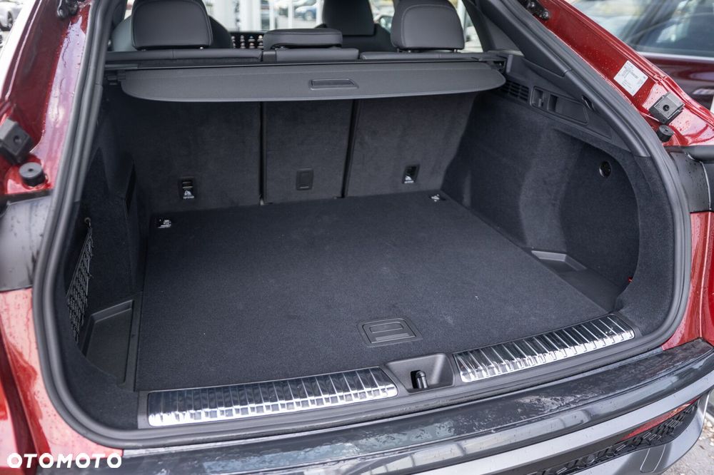 Audi Q5 Sportback - 9