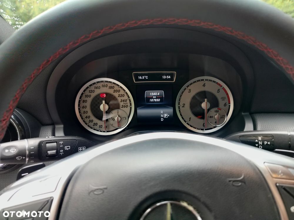 Mercedes-Benz Klasa A 200 CDI 7G-DCT AMG Line - 11