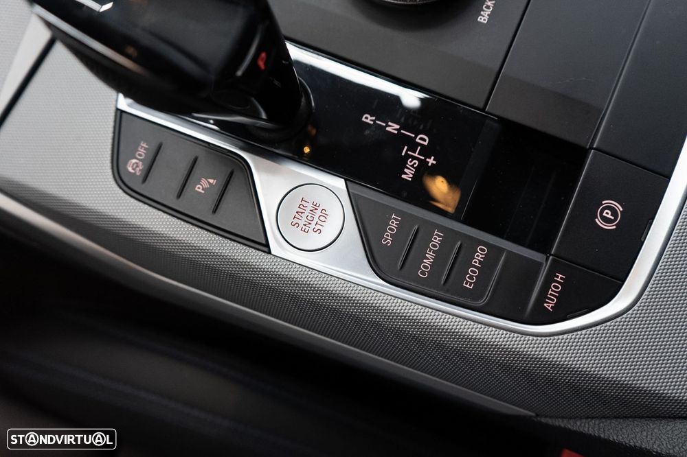 BMW 320 d Pack M Auto - 32