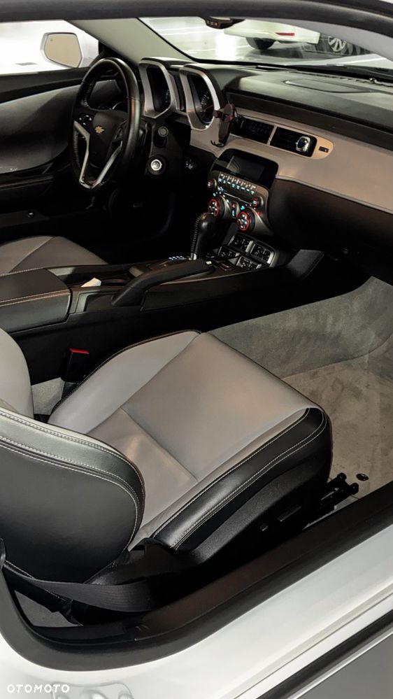 Chevrolet Camaro 3.6 V6 Coupe 2LT - 34