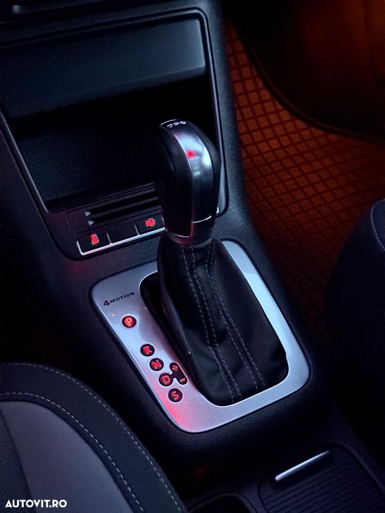 Volkswagen Tiguan 2.0 TDI 4Motion DSG BMT Sport & Style - 11