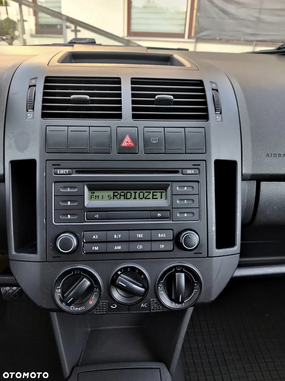 Volkswagen Polo 1.4 TDI Comfortline - 34