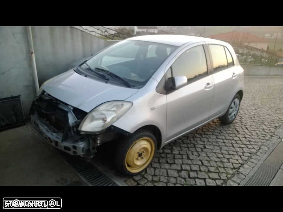 Toyota Yaris 2008 para peças - 2