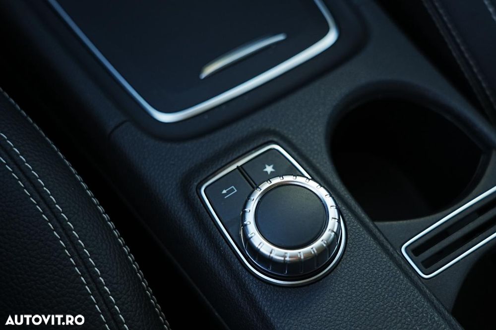 Mercedes-Benz CLA 200 d 7G-DCT Urban - 19