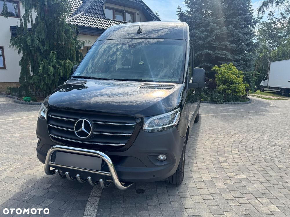 Mercedes-Benz Sprinter - 20