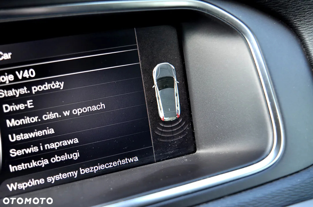 Volvo V40 D2 Drive-E Momentum - 25