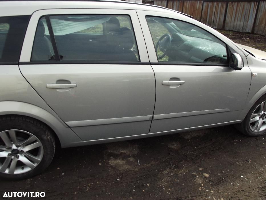 Usa Opel Astra H neagra usi Astra H negre combi dezmembrez astra H 1.3 - 2