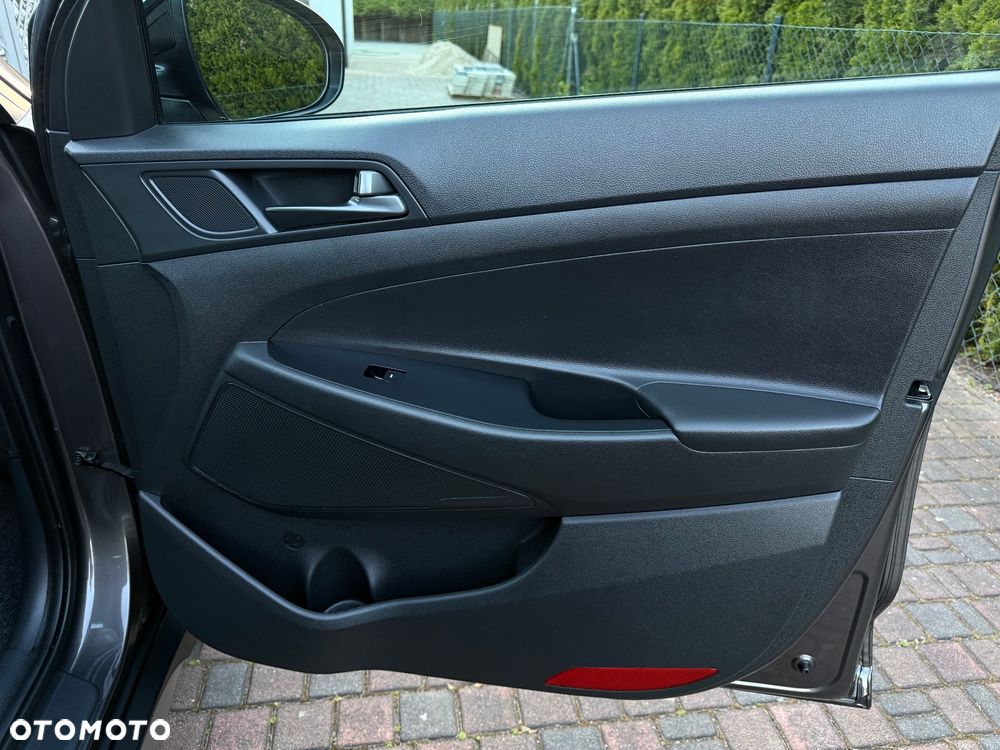 Hyundai Tucson blue 1.6 GDi 2WD Passion - 16