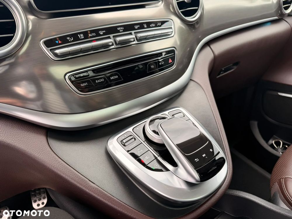 Mercedes-Benz Klasa V 250 d Exclusive 7G-Tronic - 24
