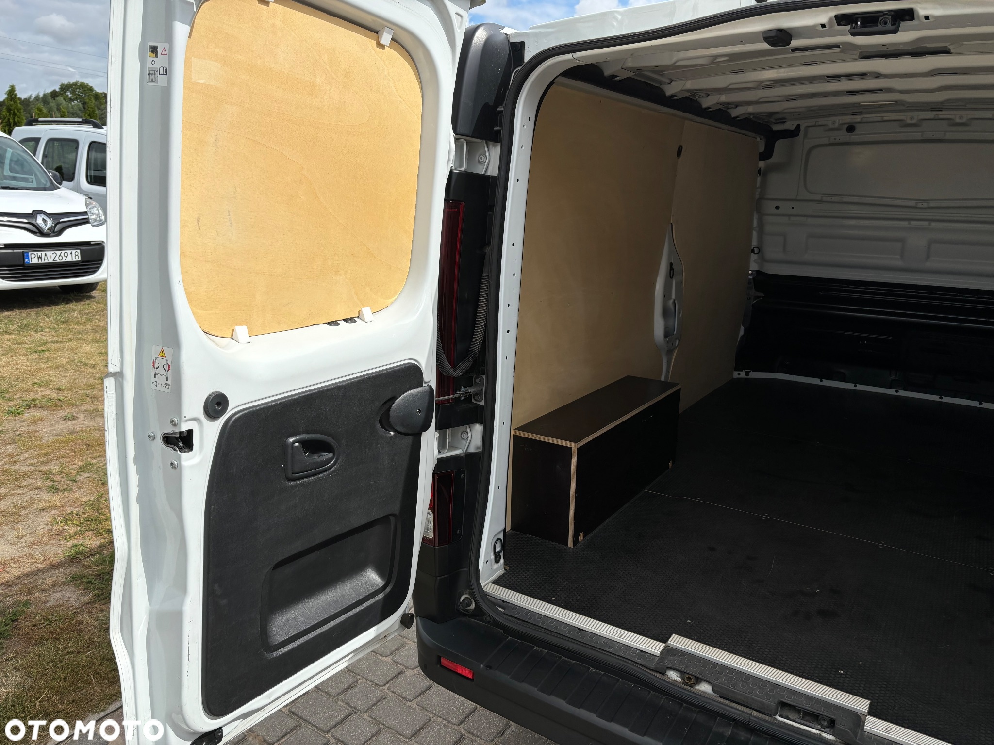 Renault Trafic - 20
