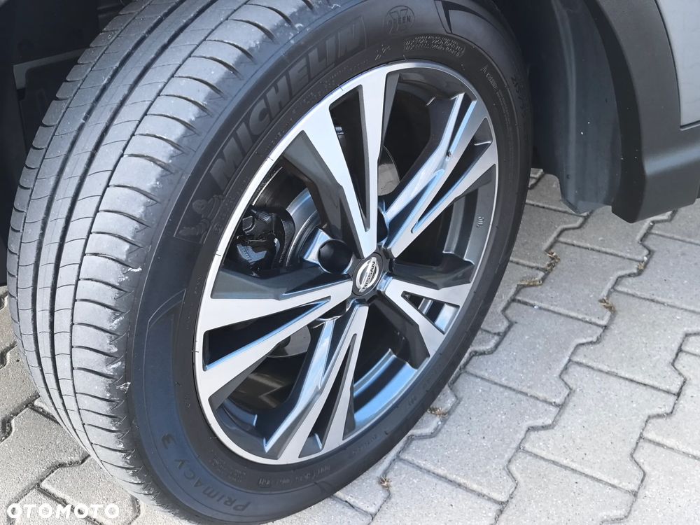 Nissan Qashqai 1.6 DIG-T N-Connecta - 15