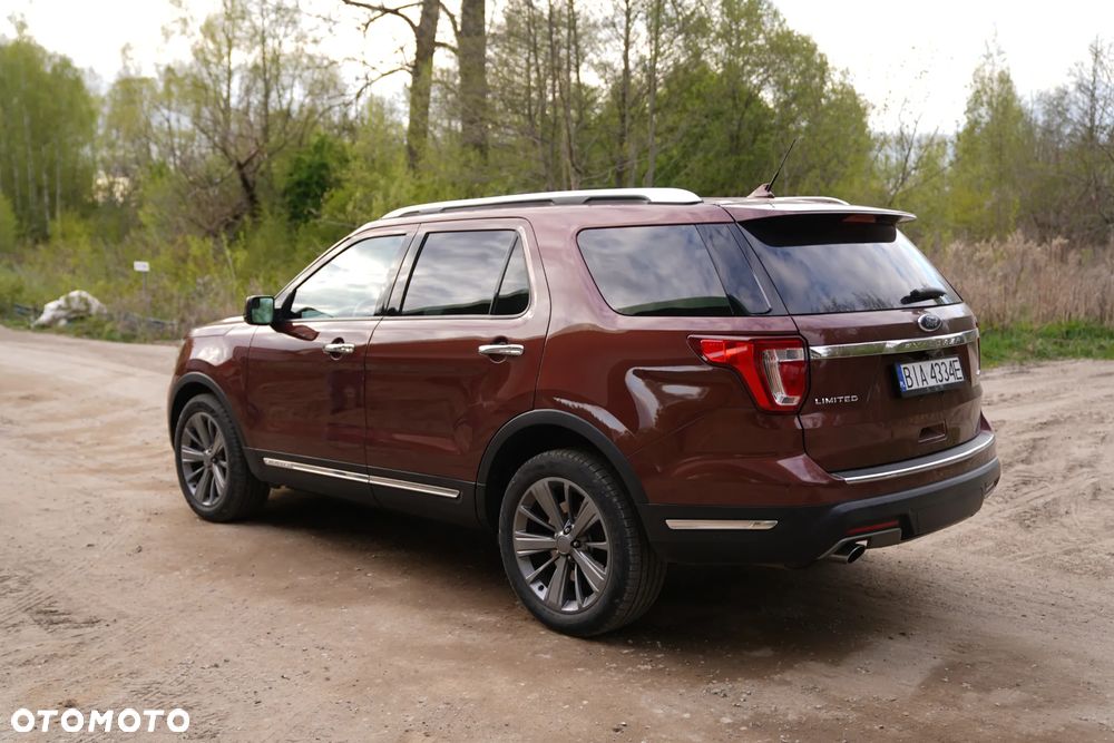 Ford Explorer - 12