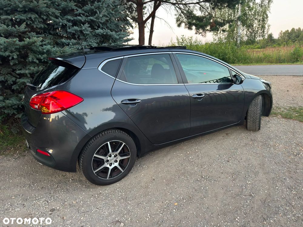 Kia Ceed 1.6 GDI DCT Platinum Edition - 20