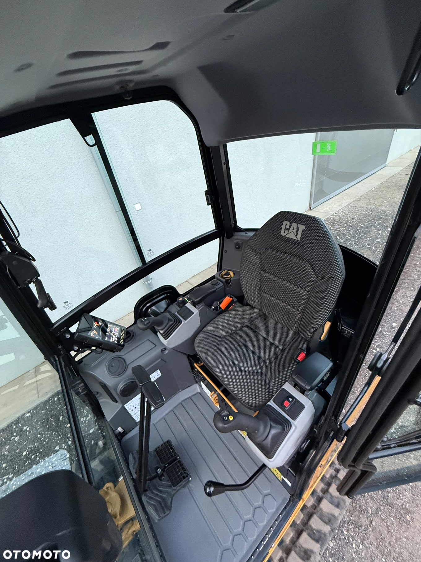 Caterpillar 301.8 - 28