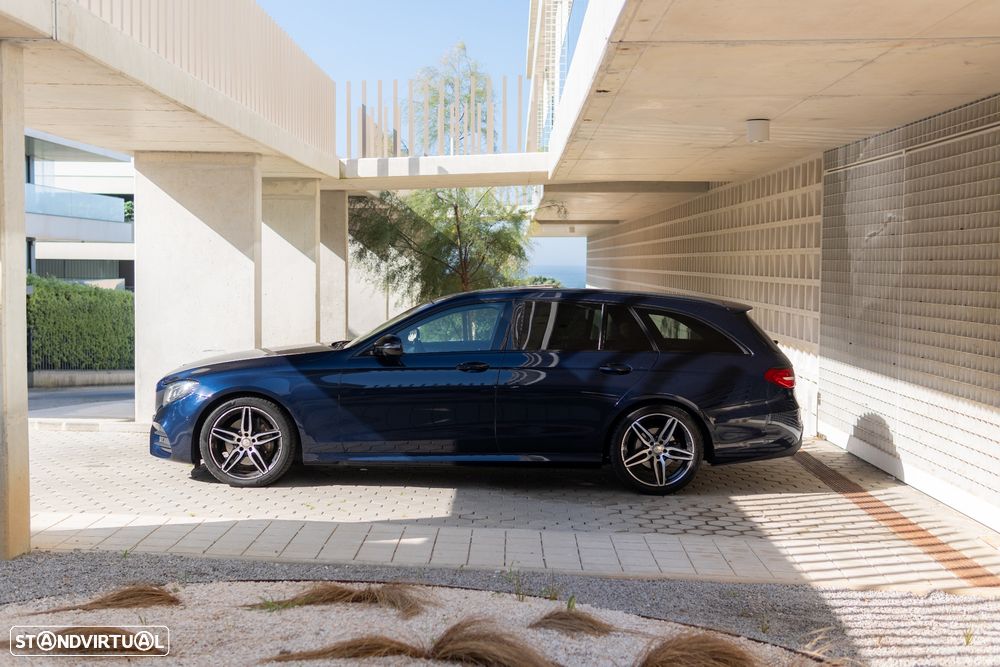 Mercedes-Benz E 220 - 32