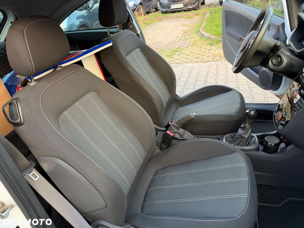 Opel Corsa 1.4 16V Sport - 21