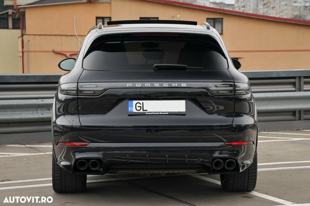 Porsche Cayenne - 13