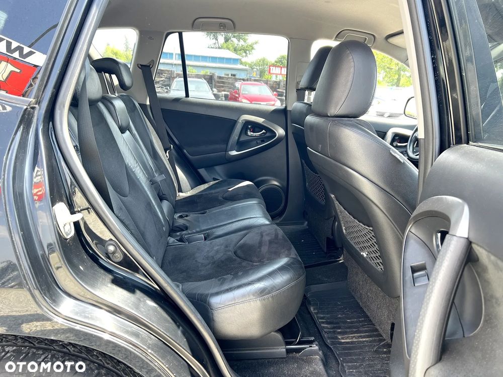 Toyota RAV4 2.2 D-4D Premium - 7