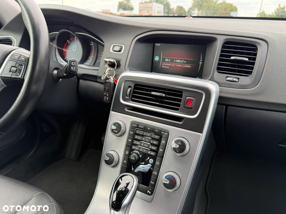 Volvo V60 - 35