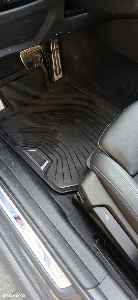 BMW Seria 3 320d xDrive M Sport - 23