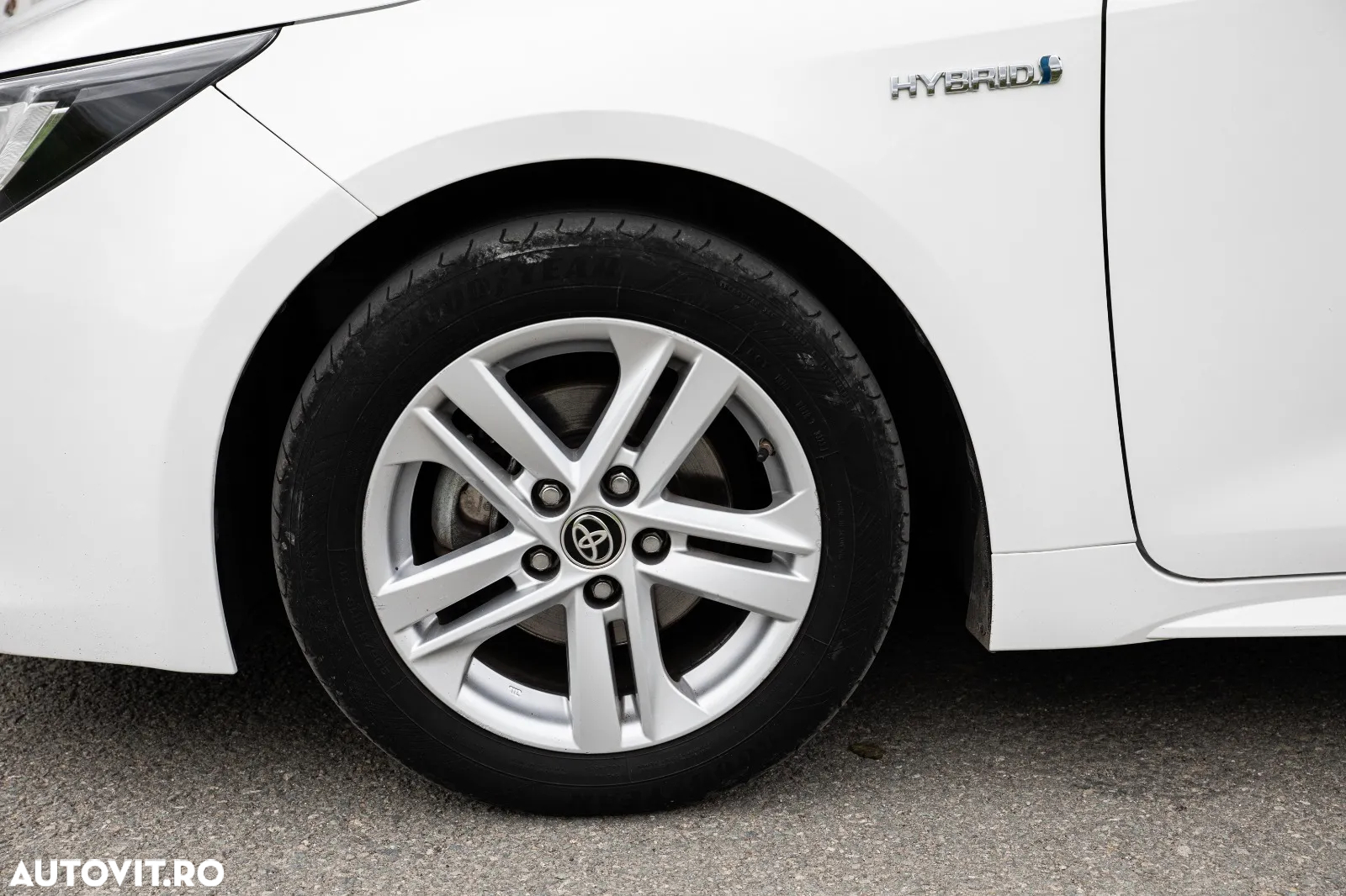 Toyota Corolla 1.8 HSD Active - 38
