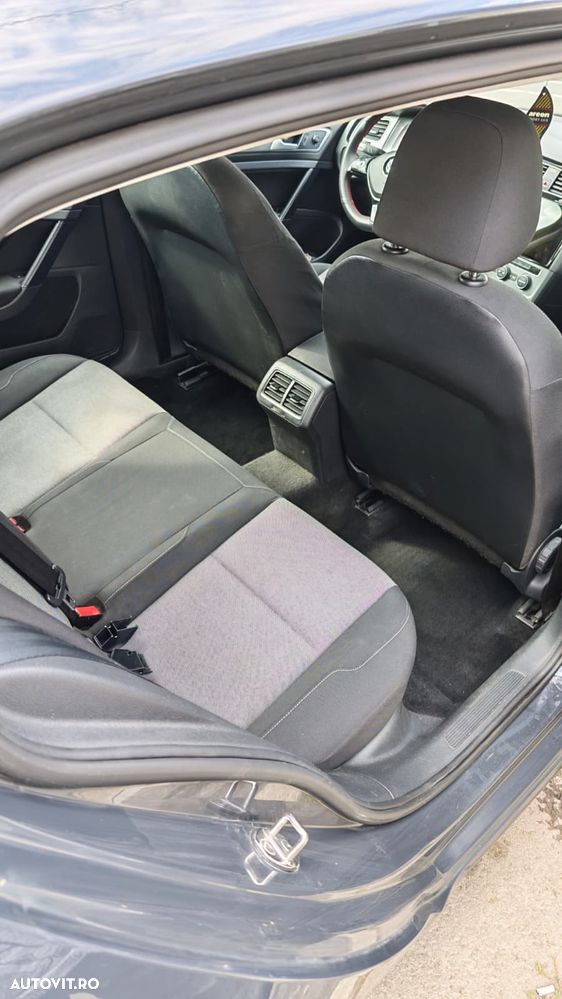 Volkswagen Golf 1.2 TSI BMT Comfortline - 10