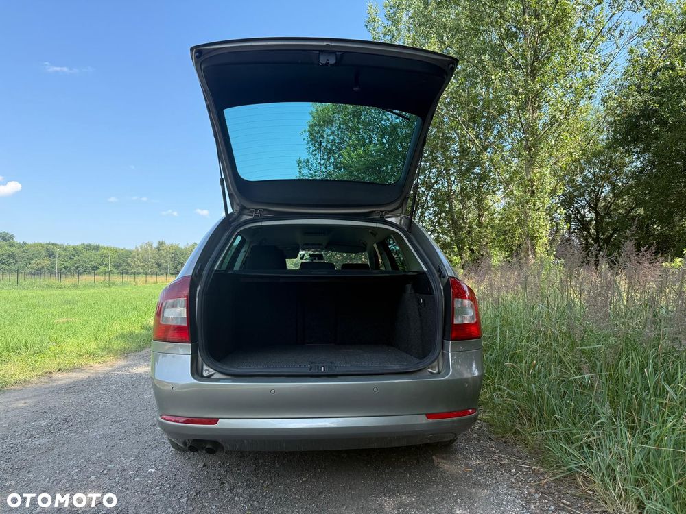Skoda Octavia 1.4 TSI Ambiente - 6