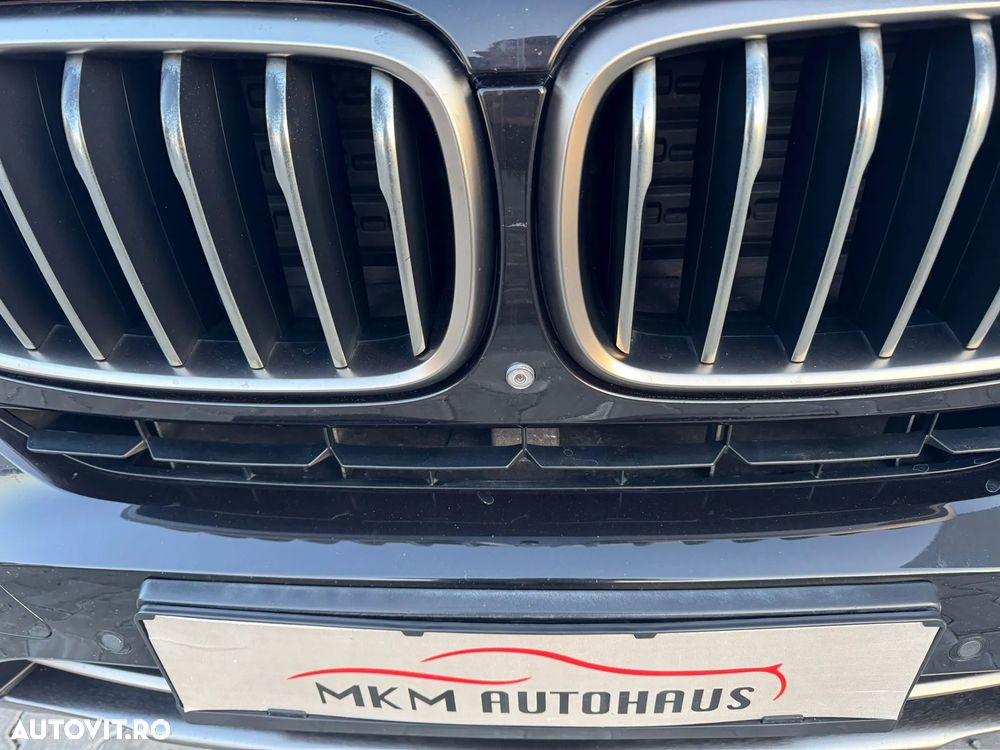 BMW X6 xDrive30d - 16