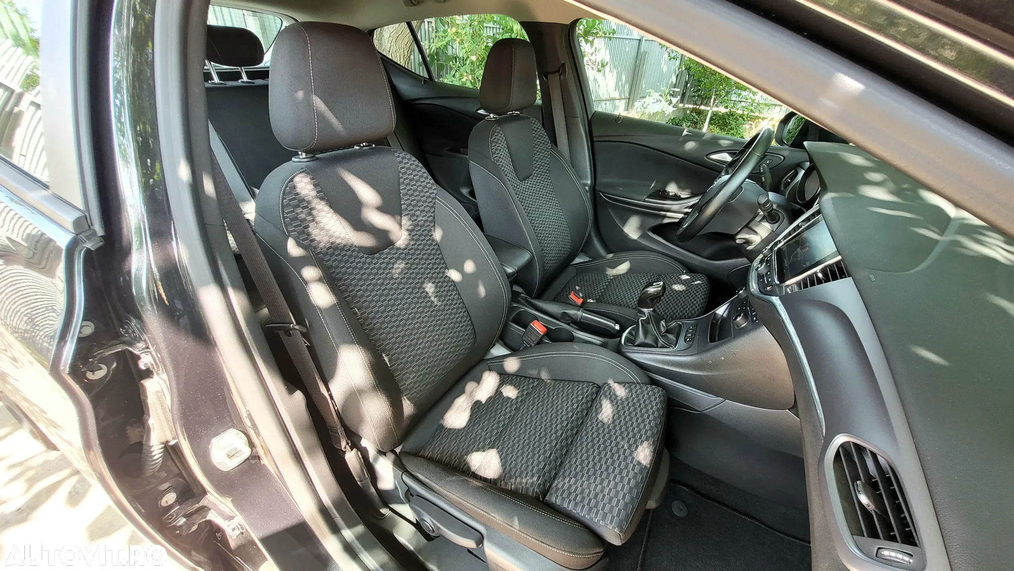 Opel Astra 1.6 D (CDTI DPF ecoFLEX) Start/Stop Excellence - 14