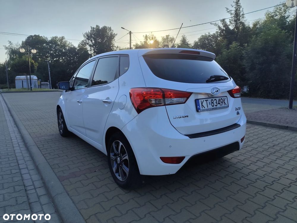 Hyundai ix20 1.4 blue YES Gold - 4