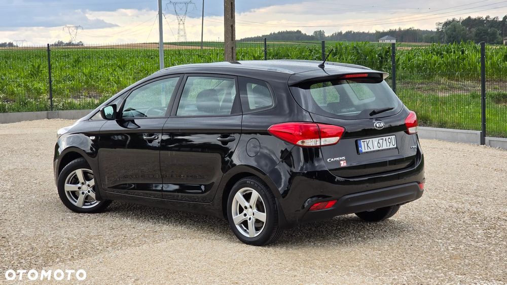 Kia Carens 1.7 CRDi L - 7