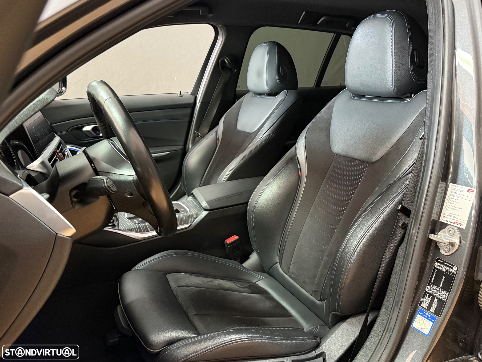 BMW 320 d Touring Pack Desportivo M Auto - 7