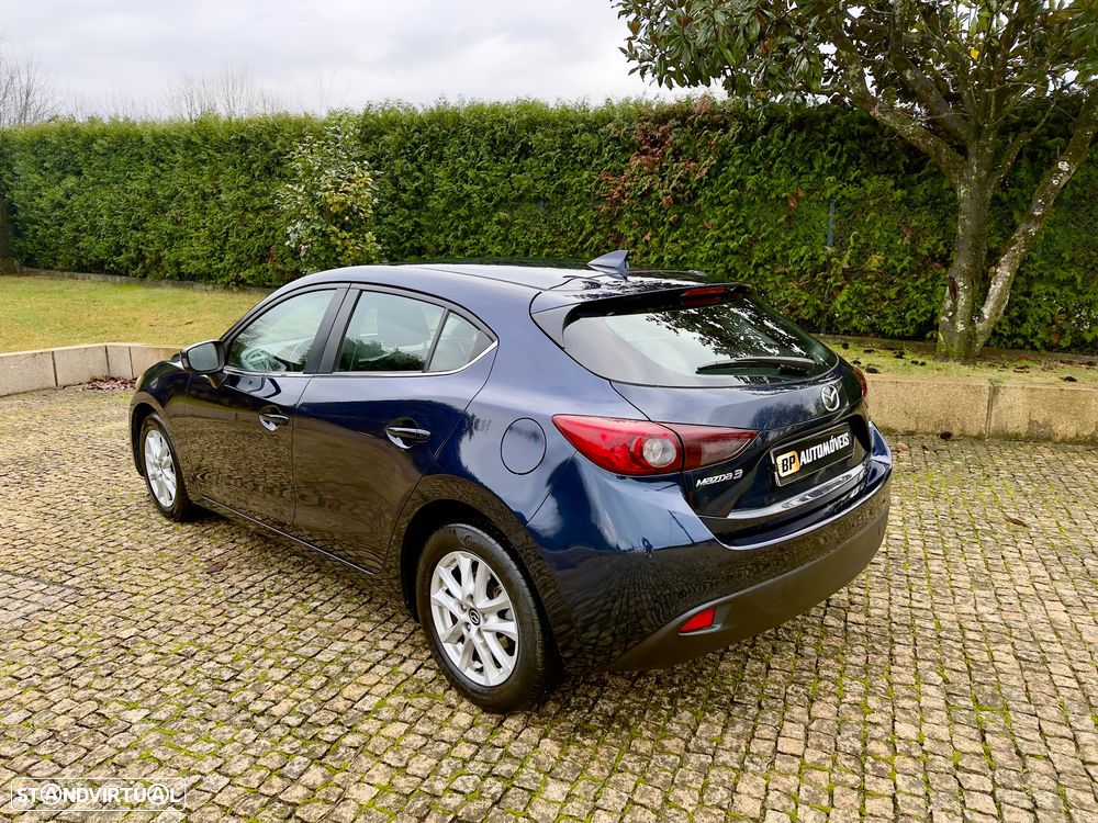 Mazda 3 1.5 Sky-D Excellence Navi - 3