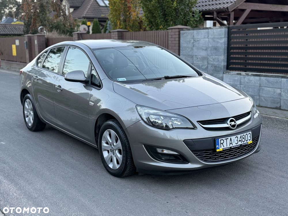 Opel Astra - 3