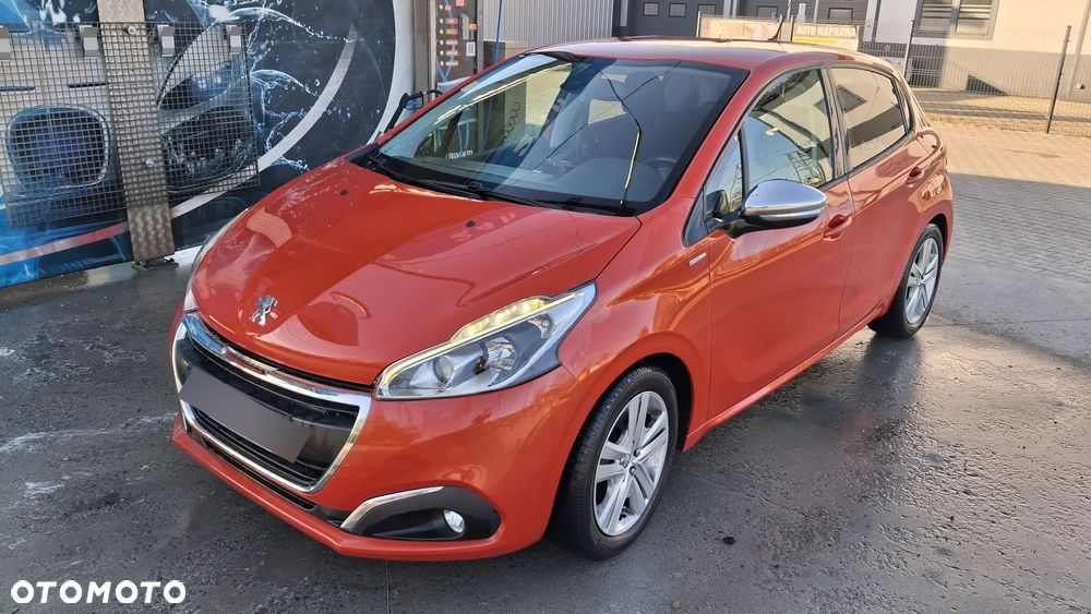 Peugeot 208 1.2 PureTech Style - 1