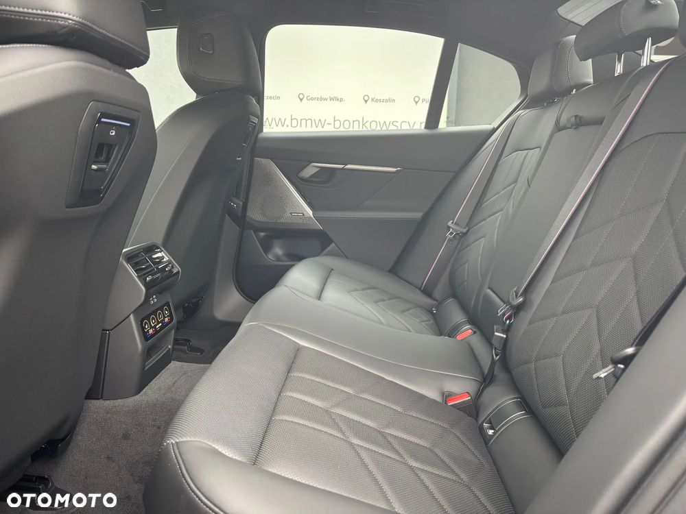 BMW Seria 5 520d xDrive mHEV M Sport - 23