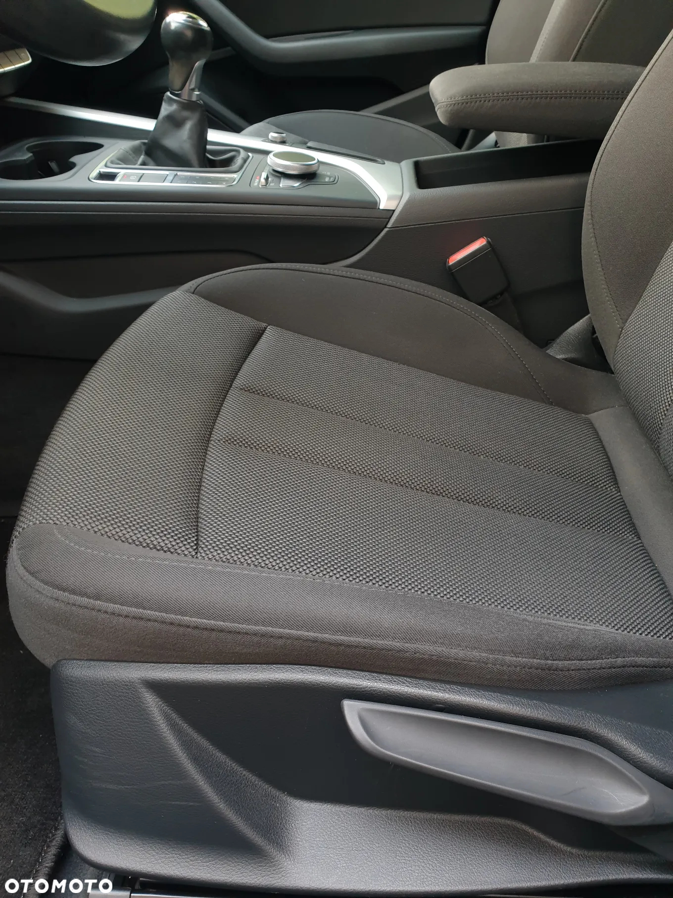 Audi A4 Avant 2.0 TDI ultra - 8