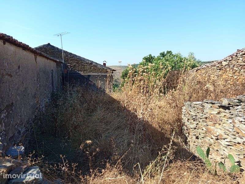 Vendo uma casa em mós Moncorvo - Grande imagem: 2/8