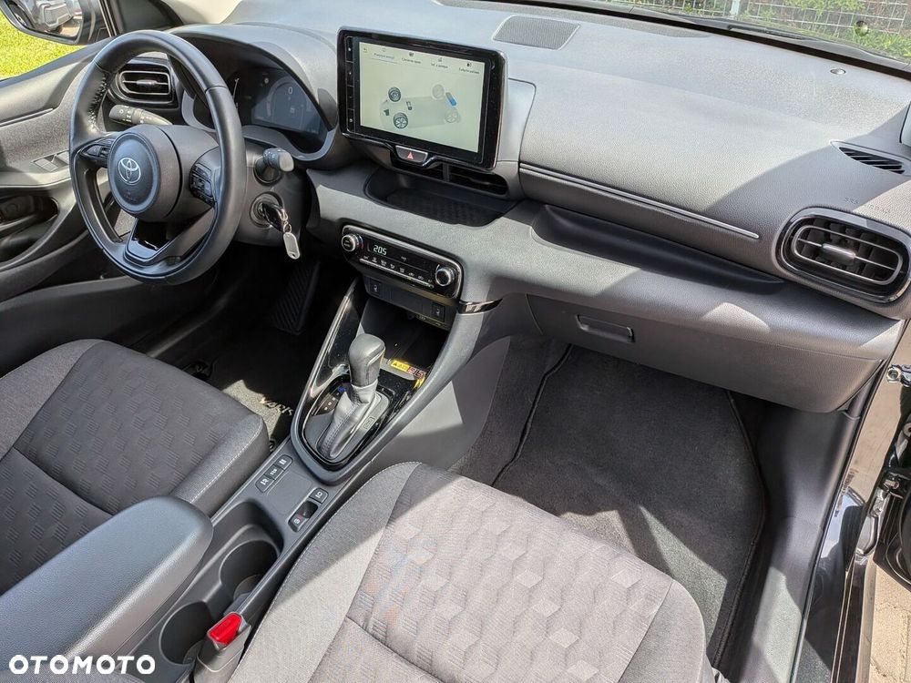 Toyota Yaris Hybrid 1.5 Style - 26