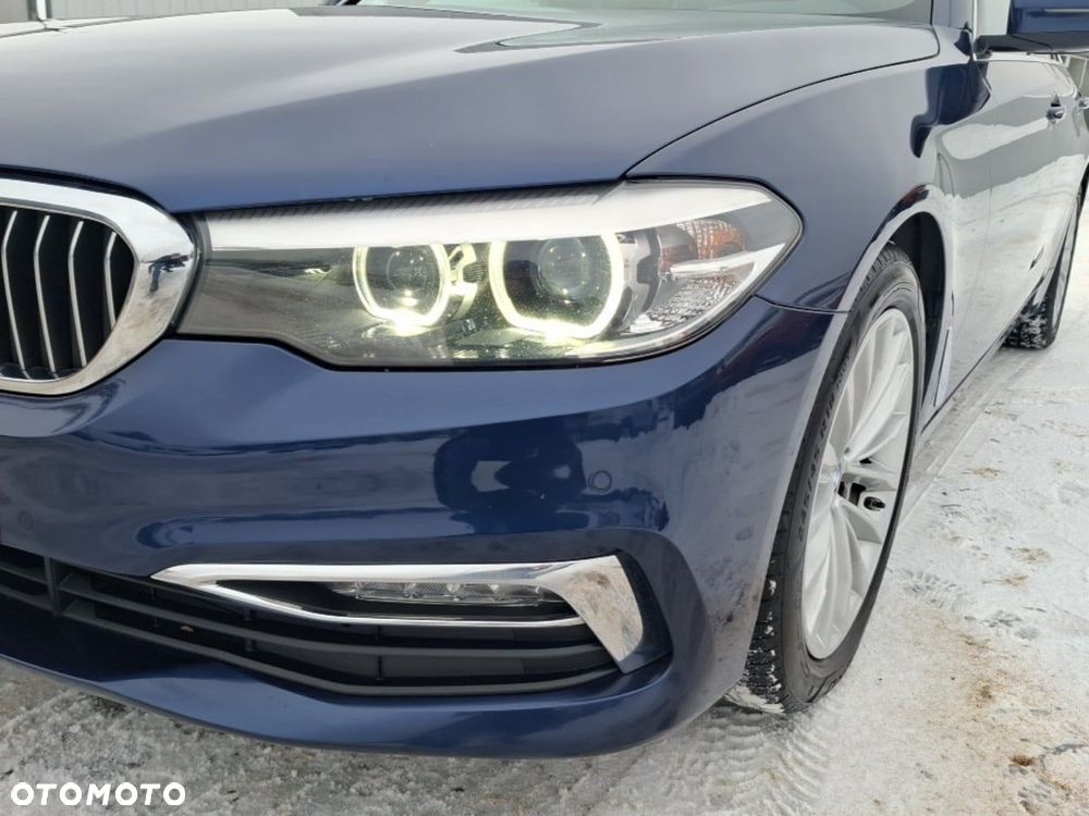 BMW Seria 5 530d Luxury Line - 16