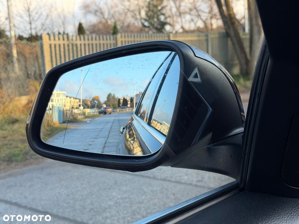 BMW Seria 3 330i Edition Luxury Line Purity - 19