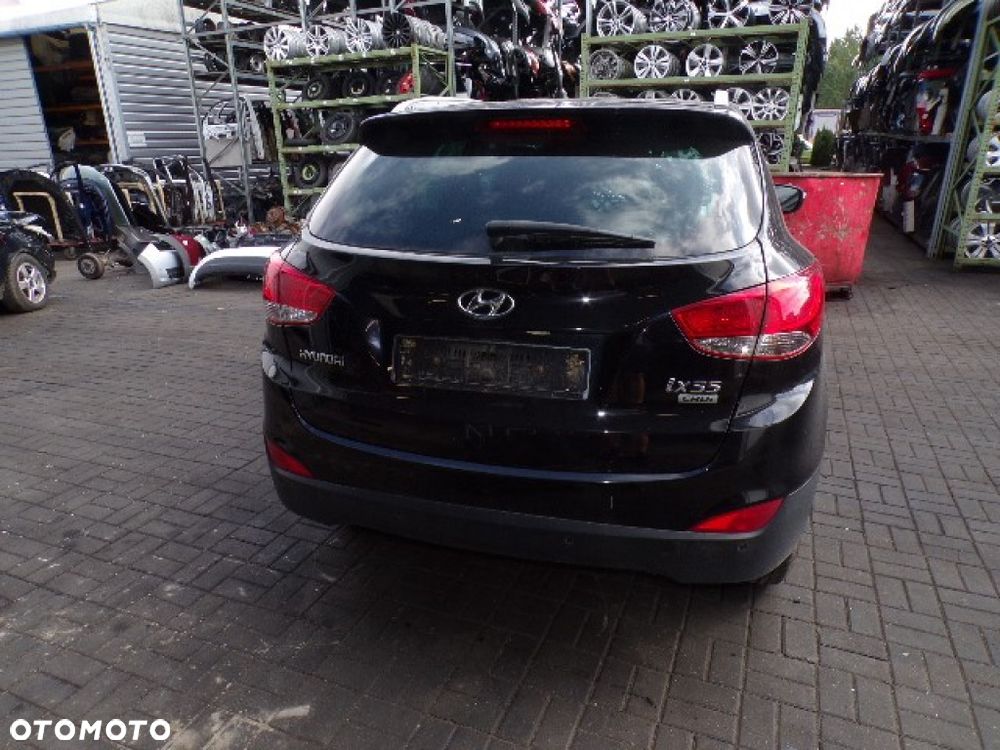 Części - Hyundai IX35 2.0 CRDI 136 KM 12R - 2