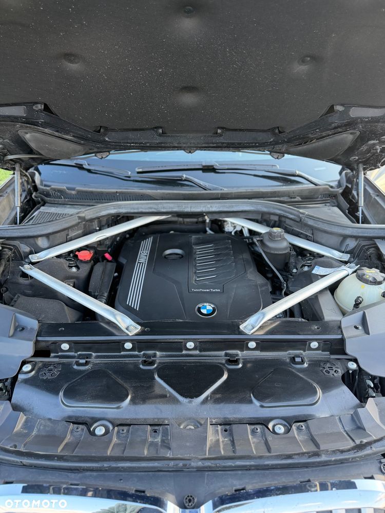 BMW X7 xDrive40i - 27