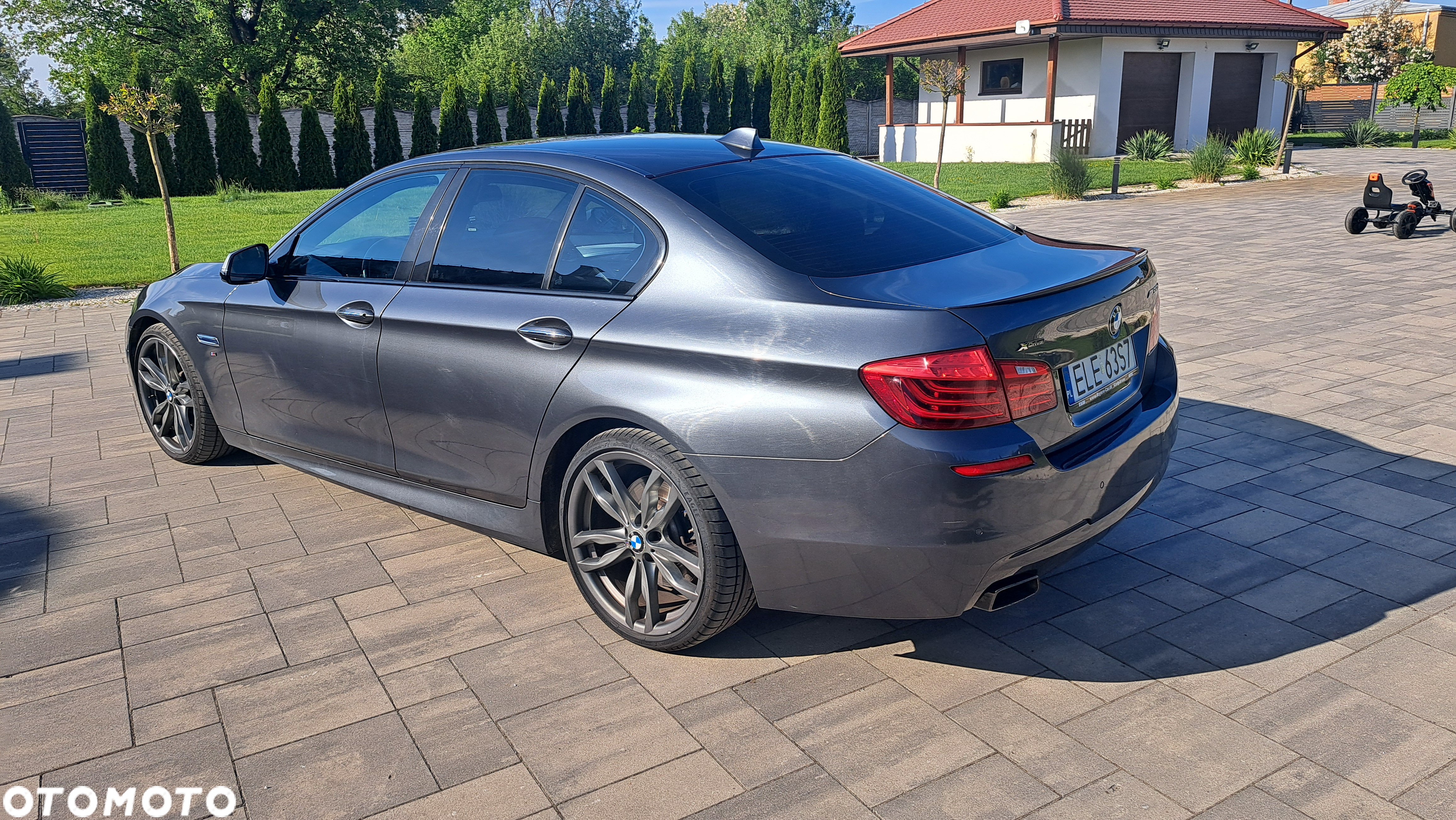 BMW Seria 5 M550d xDrive - 12