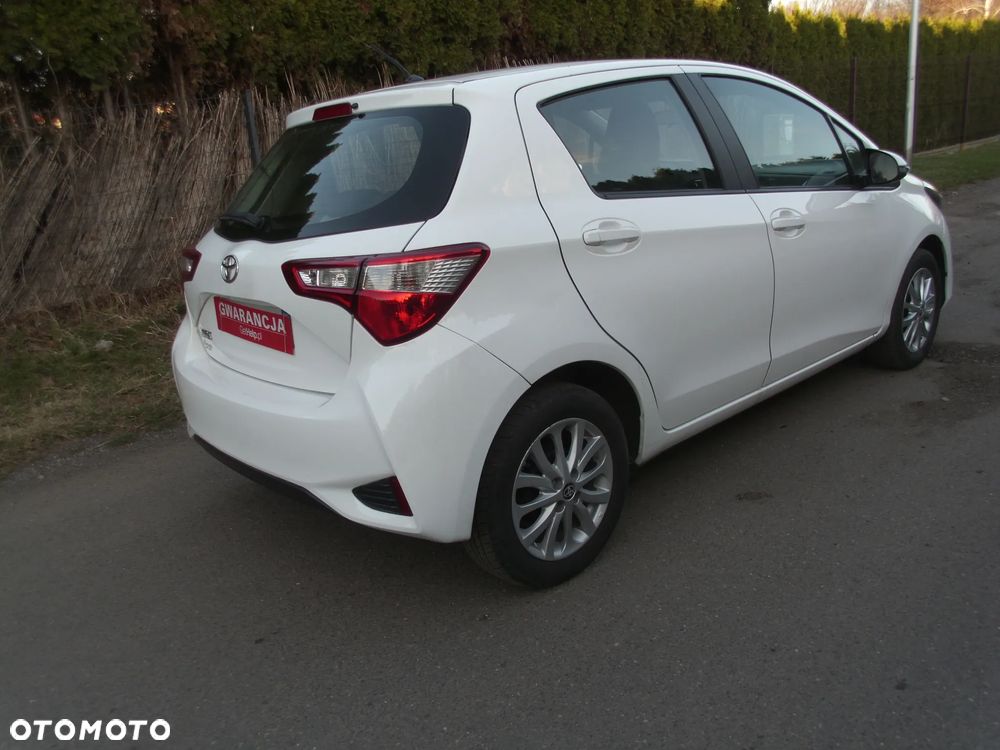Toyota Yaris 1.5 Premium - 14