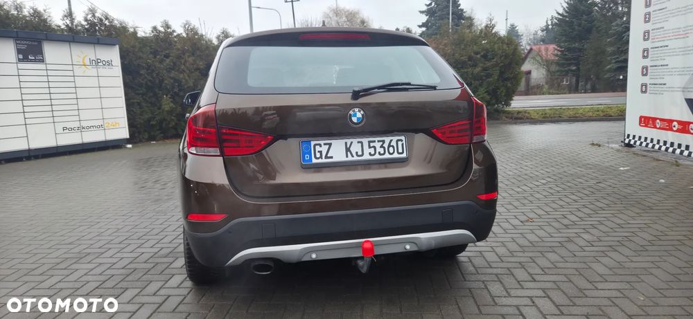 BMW X1 xDrive20d xLine - 12