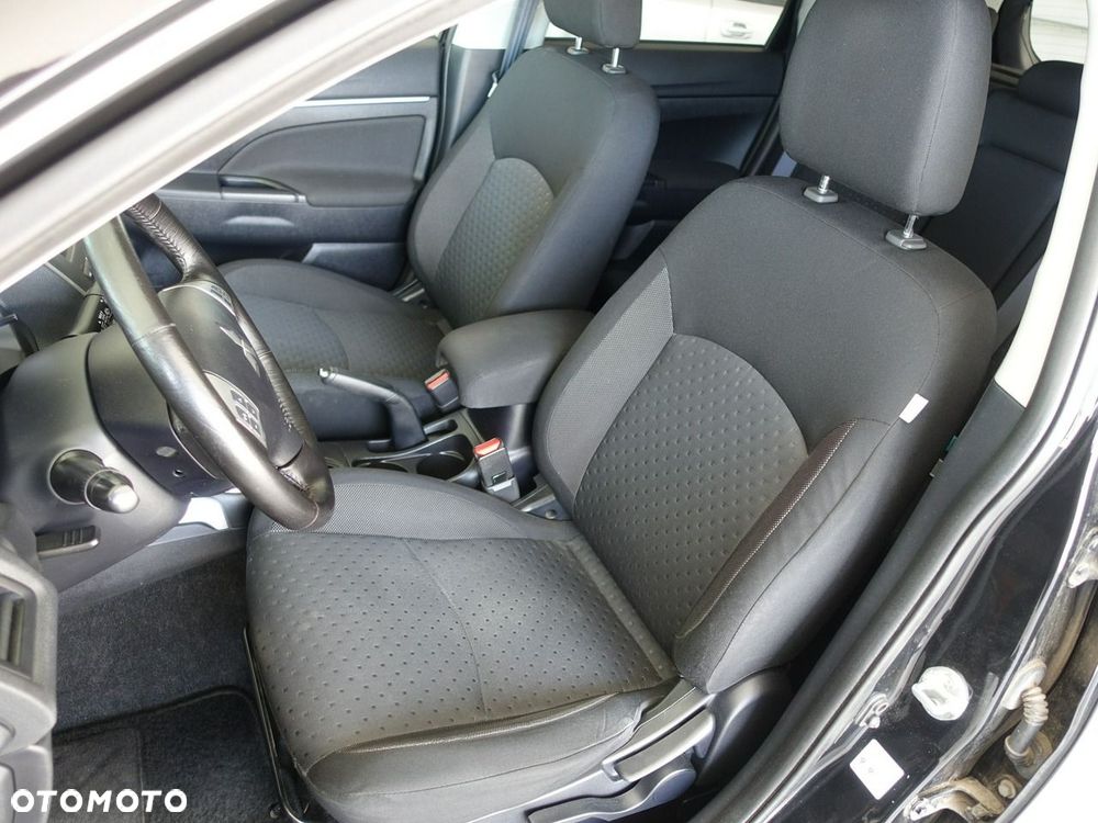 Mitsubishi ASX 1.6 2WD Intro Edition - 14