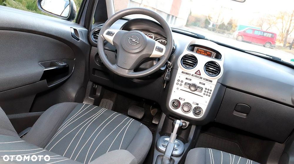 Opel Corsa - 31