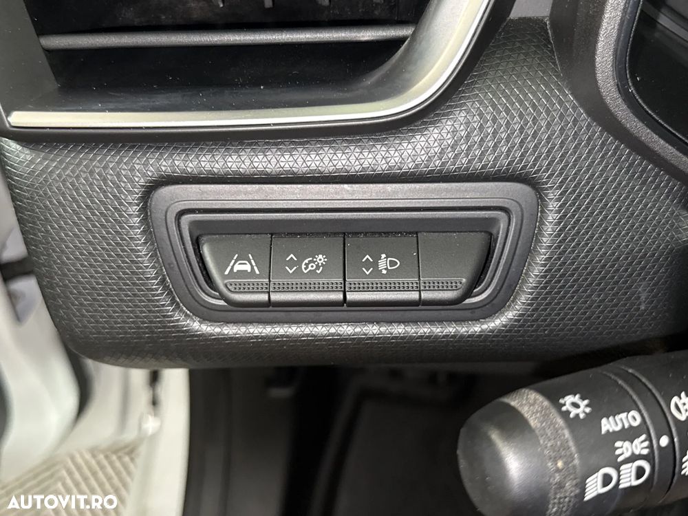 Renault Clio - 15